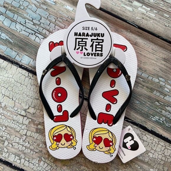 Harajuku Lovers by Gwen Stefani LOVE Flip Flops - Picture 2 of 5